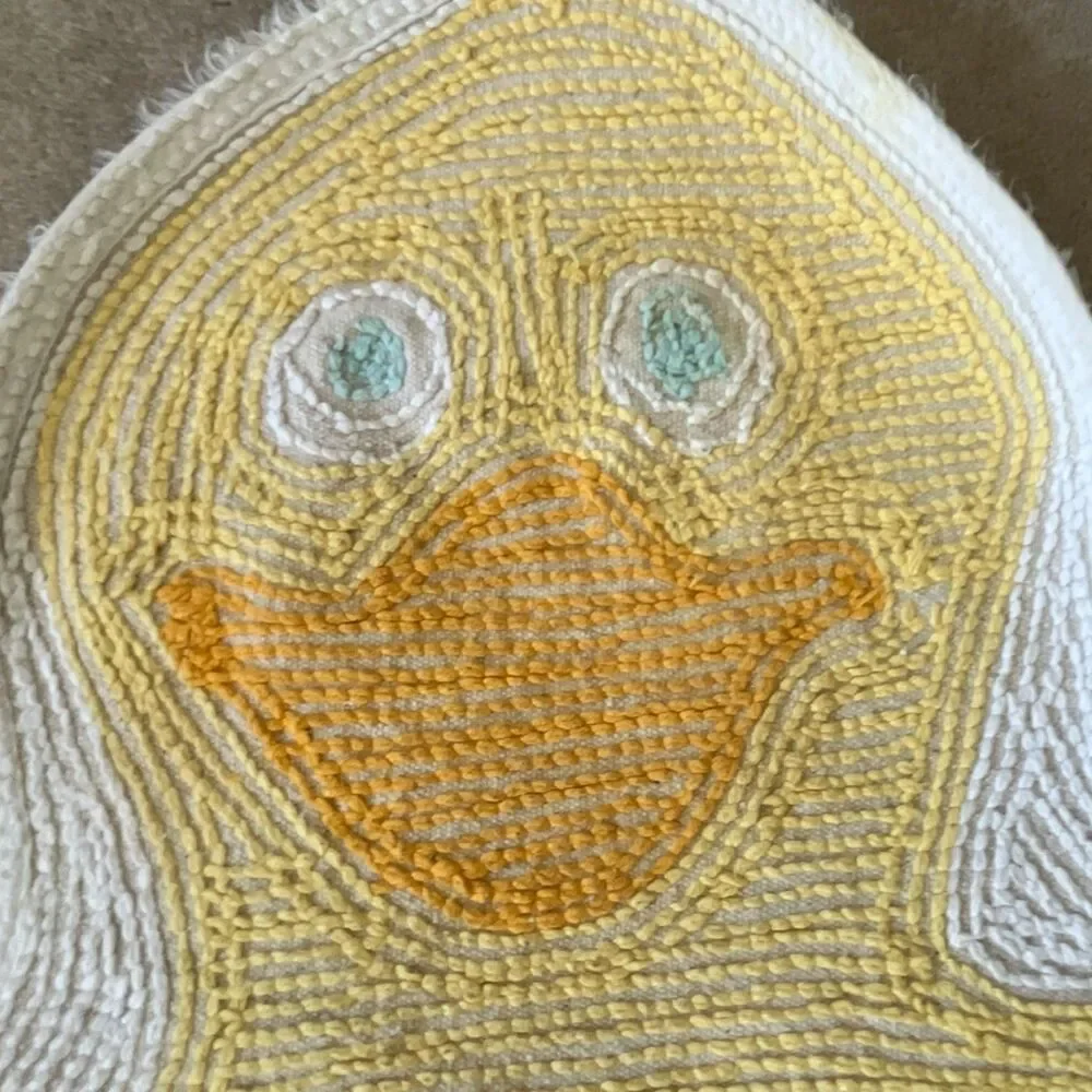Rubber Duck Shaped Bath Mat Rug EUC Great for Kids’ Bathroom Yellow Ducky